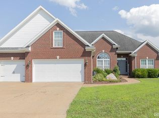 2966 Hannah Ct, Newburgh, IN 47630