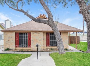 8402 Cranberry Hl #2, San Antonio, TX 78254