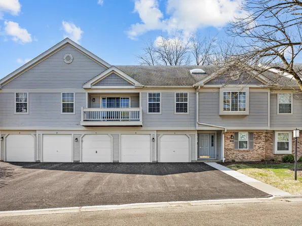 1214 Ballantrae Pl APT C, Mundelein, IL 60060