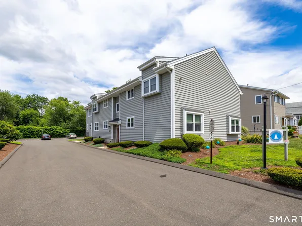 402 Mariners Walk #402, Milford, CT 06460