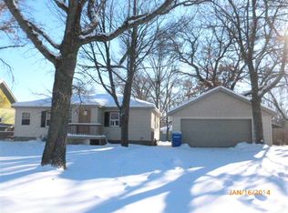 312 98th Ln NW, Coon Rapids, MN 55433