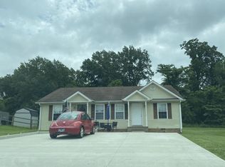 1600 Hannibal Dr, Oak Grove, KY 42262