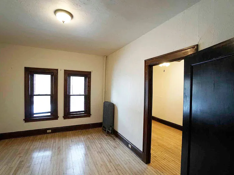 225 Place Apartments — Photo 55