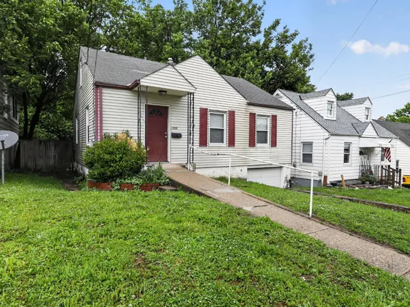 1866 Ashbrook Dr, Cincinnati, OH 45238