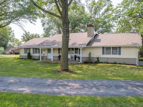 6101 Frontier Rd, Lincoln, NE 68516