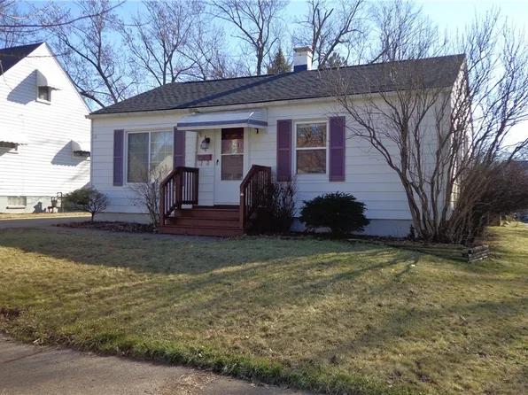 166 John St, Bedford, OH 44146