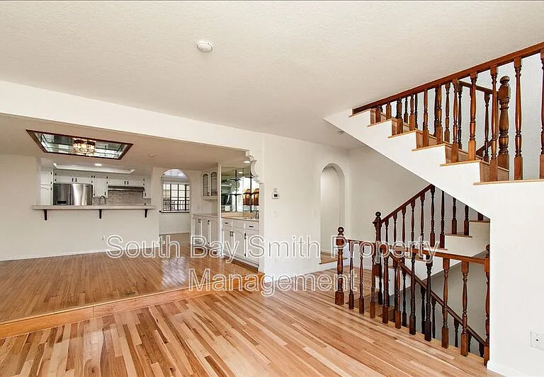 227 S Irena Ave #4 — Photo 5