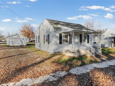 150 Maple St, Carrollton, IL, 62016