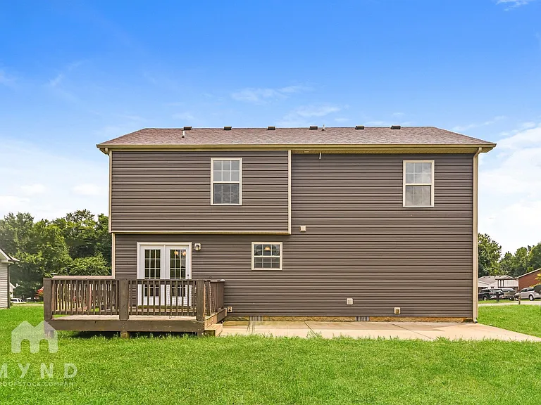 619 Woodhaven Dr — Photo 17
