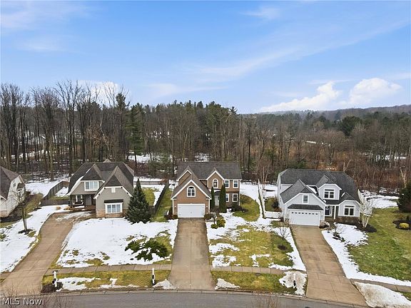 2nd image of 108 Hidden Glen Trl