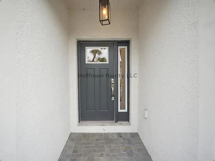 4 bed, 3.5 bath, 2405 sqft, $4,300 — Photo 2