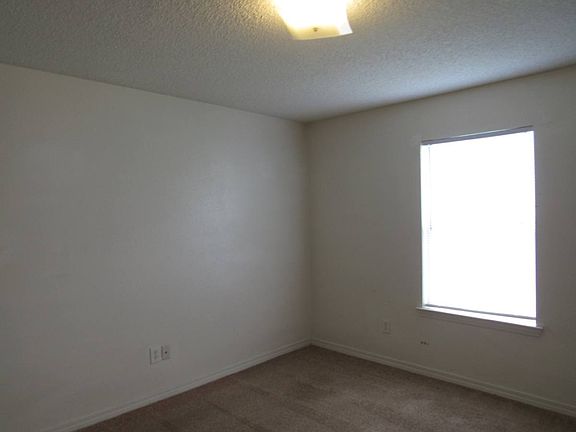 5th image of 10508 Wilderness Ln