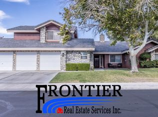 1040 Meadowview Ln, Ridgecrest, CA 93555