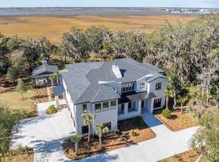 126 Point Lane St, Saint Simons Island, GA 31522