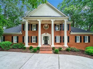 11 Heards Overlook Ct, Sandy Springs, GA 30328