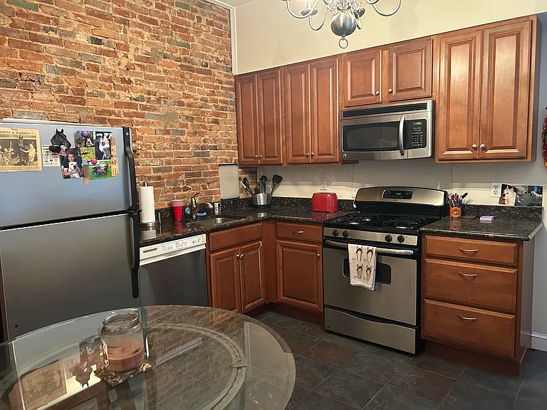 1201 Light St #1R — Photo 3