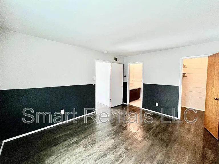 9971 Chateau Roi Dr #A — Photo 3