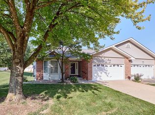 2947 Oakmoor Dr UNIT 7A, Saint Charles, MO 63301