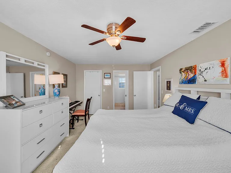13540 Stratford Place Cir #202 — Photo 45