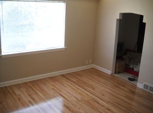 1514 1/2 E 4th St, Duluth, MN 55812