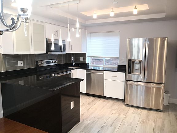 4th image of 1000 Mount Vernon St #D2