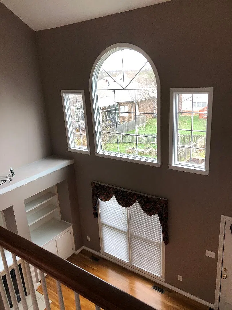 2209 Carrington Ct — Photo 4