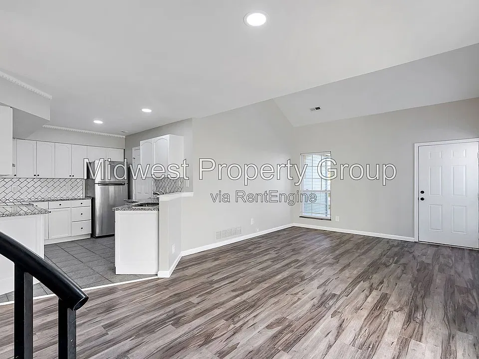 728 Liberty Village Dr