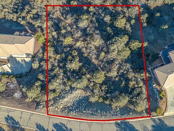 2nd image of 670 W Lee Blvd