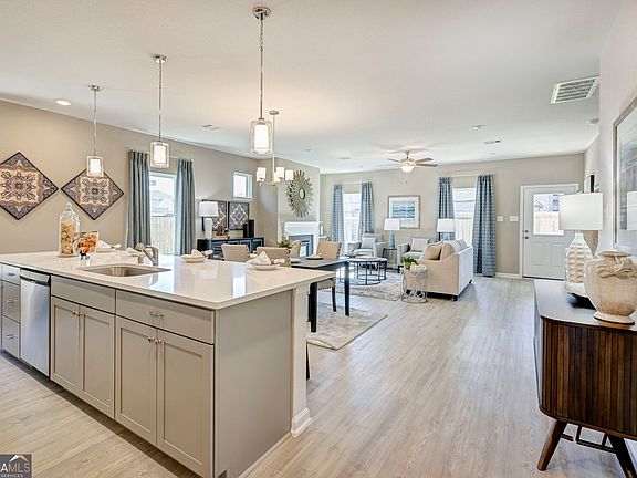 3rd image of 106 Antiquity Cir Lot 203
