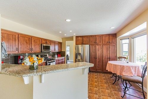 5th image of 156 Mar Vista Dr