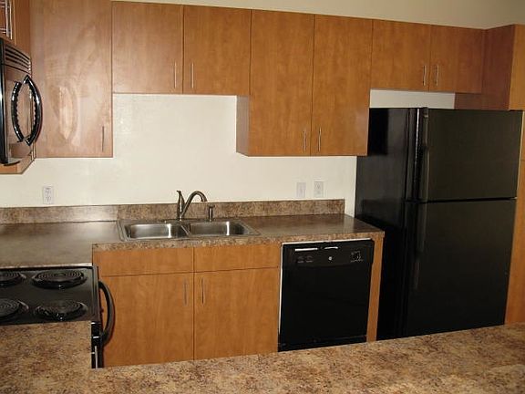 2nd image of 1531 W Lemon St APT 3304