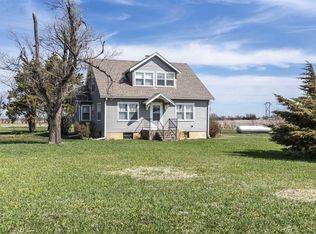 1473 900th Ave, Hope, KS 67451