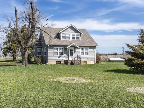 1473 900th Ave, Hope, KS 67451