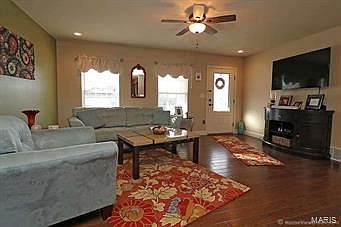 3rd image of 104 Aerie Cpe
