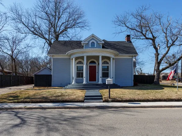 2704 King St, Greenville, TX 75401