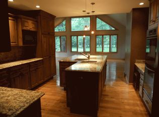 9610 Corneils Rd, Bristol, IL 60512