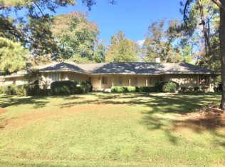 2254 Dobbs Cir, Alexander City, AL 35010