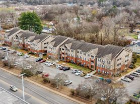 Crossland Manor