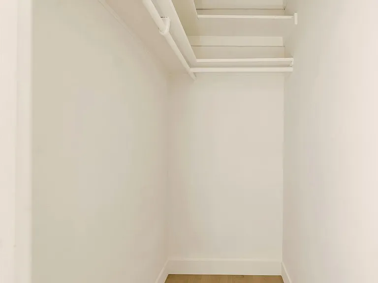 2108 N Pass Ave — Photo 14