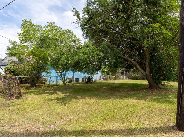 2303 Peonie Ave, North Charleston, SC 29405