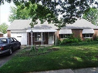1st image of 647 Birch Dr