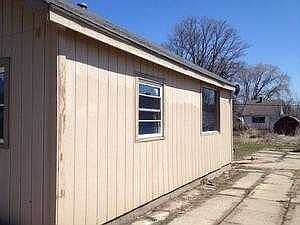 3rd image of 620 Vincent Ave