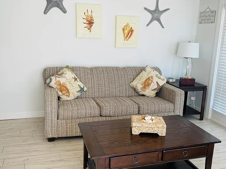 1926 Ocean Ave #14 — Photo 14