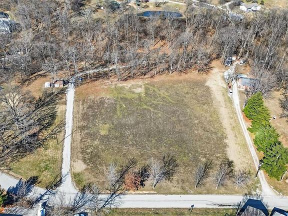 2nd image of Centerville Rd