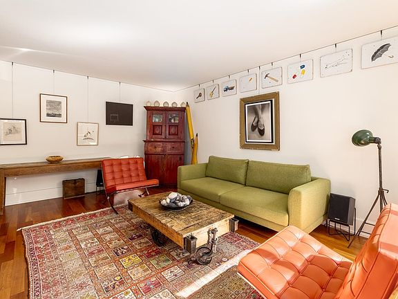 3rd image of 1445 Marpole Ave #309