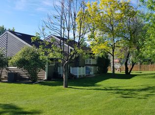 4915 Copper Hill Ct, Rapid City, SD 57702