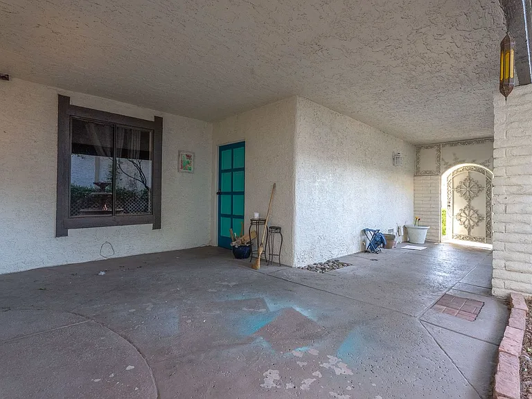 2204 Plaza Del Robles — Photo 26