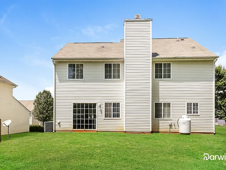 704 Sunmeadow Dr — Photo 13