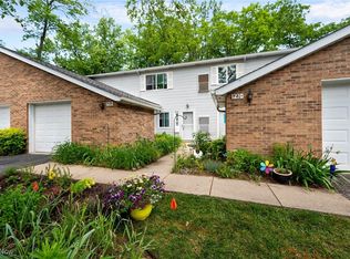 1212 Ramblewood Trl, Cleveland, OH 44121