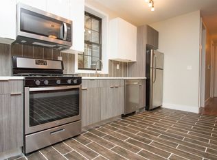 426 Menahan St #1F, Ridgewood, NY 11385